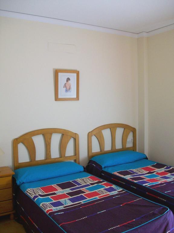 Apartamentos Par Tres - Oliva Nova Δωμάτιο φωτογραφία