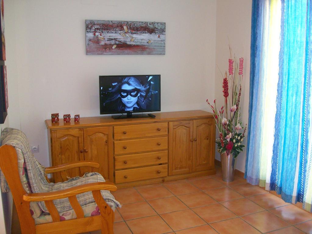 Apartamentos Par Tres - Oliva Nova Δωμάτιο φωτογραφία